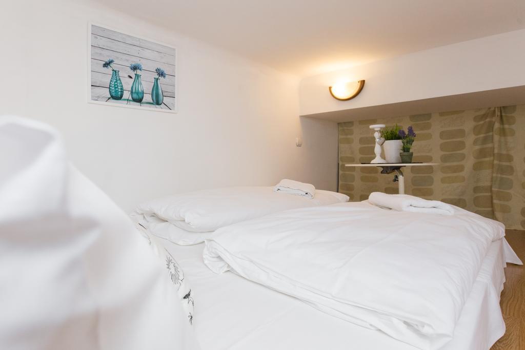Apartament Krak Super Budget *